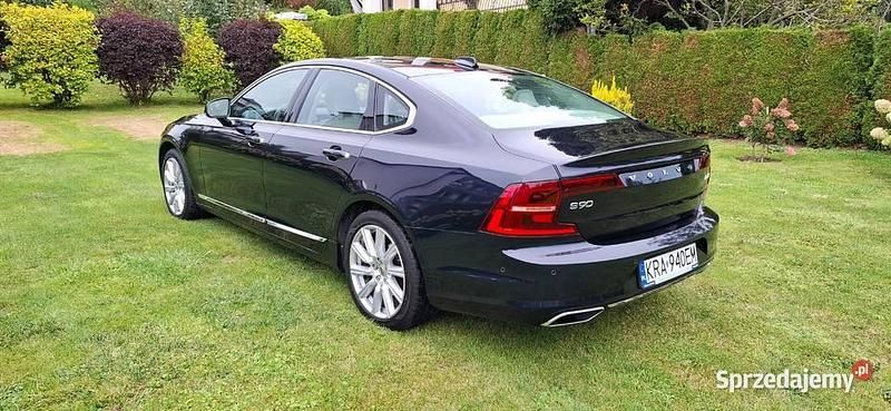 Używany Volvo S90 Inscription 235 KM (172 kW) 2016 Fioletowy Sedan/Limuzyna