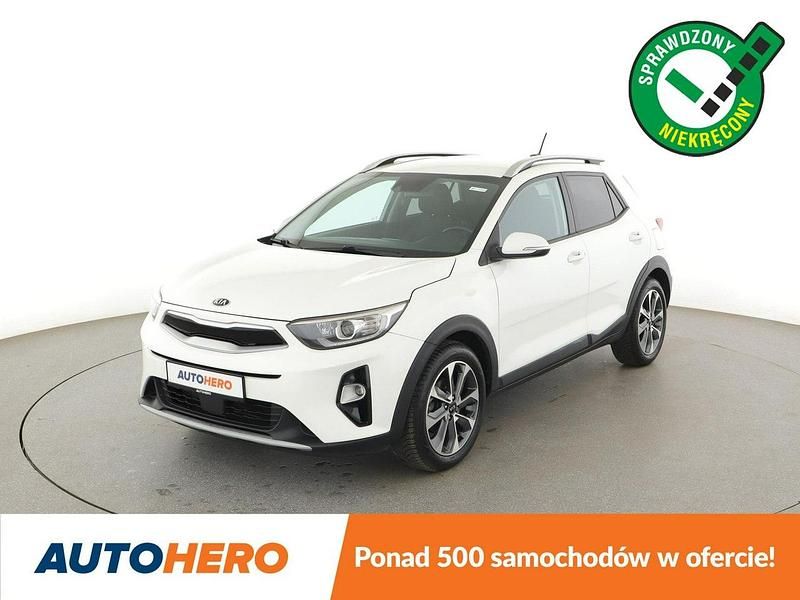 Biały Używany 2017 Kia Stonic 2 SUV | 52 900 zł (Uczciwa cena) - Obraz 1/3