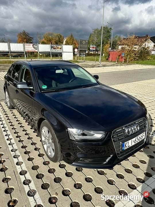 Granatowy Używany 2013 Audi A4 Kombi | 36 000 zł (Super Cena) - Obraz 1/4