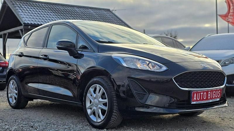 Używany Ford Fiesta 75 KM (55 kW) 2021 Czarny (metalik) Hatchback
