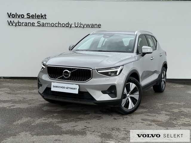 Srebrny Używany 2024 Volvo XC40 SUV | 159 900 zł (Uczciwa cena) - Obraz 1/3