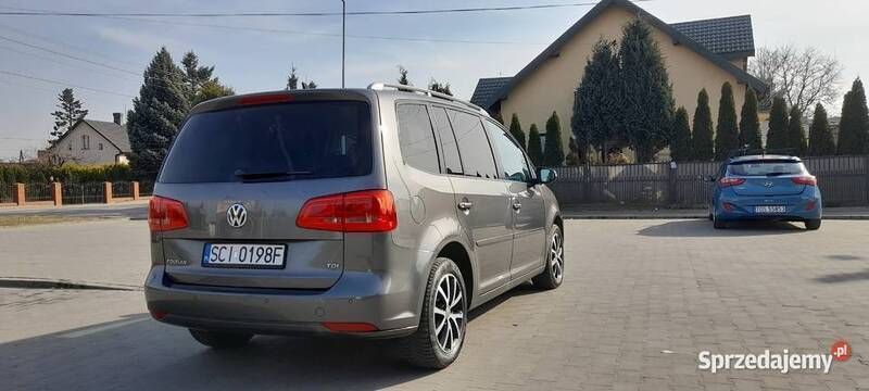 Używany VW Touran 105 KM (77 kW) 2011 Grafitowy Minivan