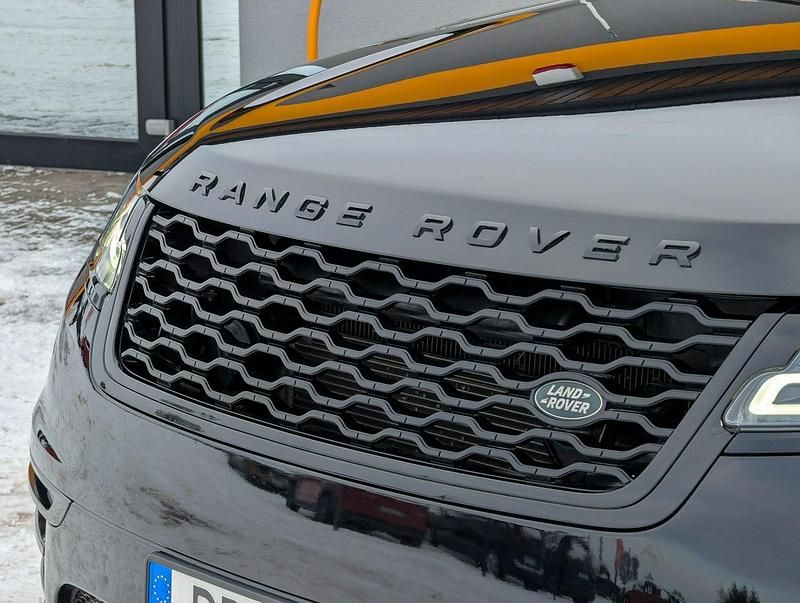 Używany Land Rover Range Rover Velar 240 KM (176 kW) 2019 Czarny (metalik) SUV