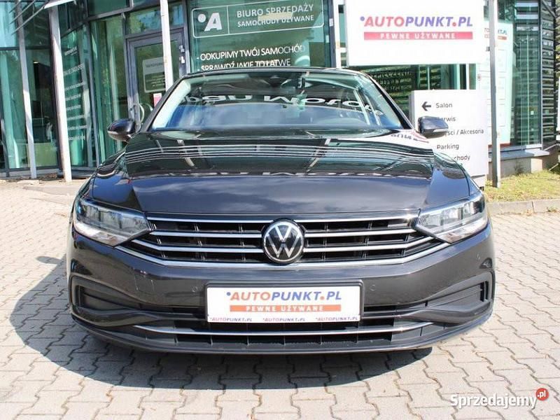 Używany 2020 VW Passat | 79 900 zł (Dość drogi) - Obraz 1/4
