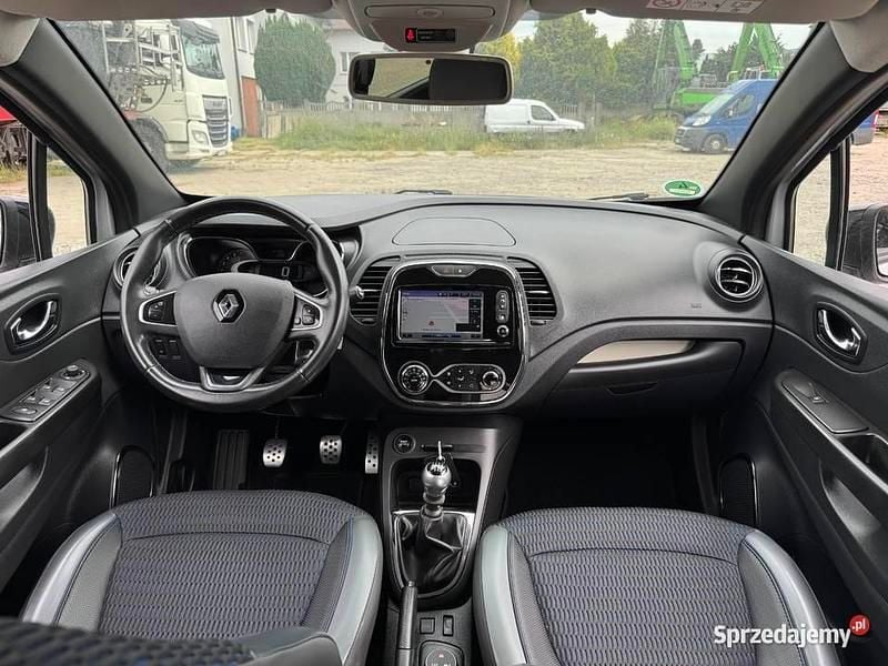 Srebrny Używany 2017 Renault Captur SUV | 39 950 zł (Uczciwa cena) - Obraz 1/4