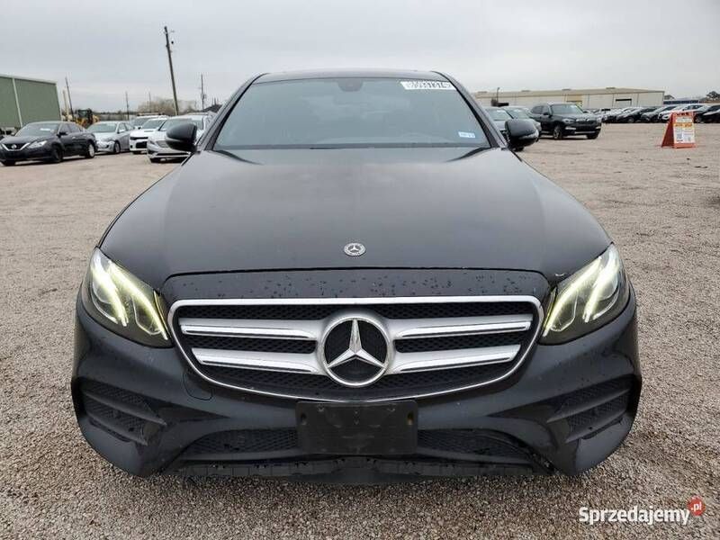 Używany Mercedes E300 2016
