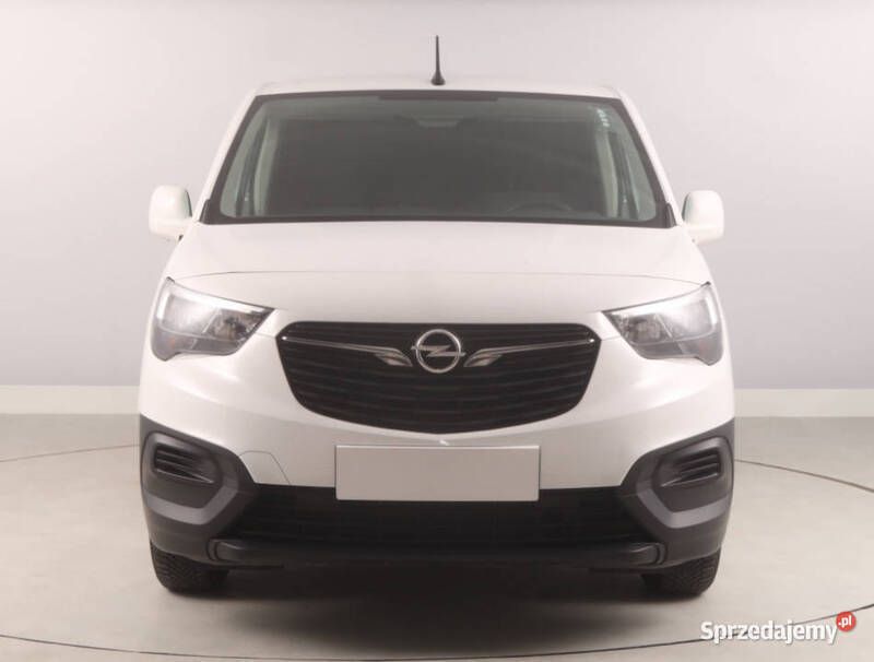Biały Używany 2021 Opel Combo Minivan | 59 999 zł - Obraz 1/4