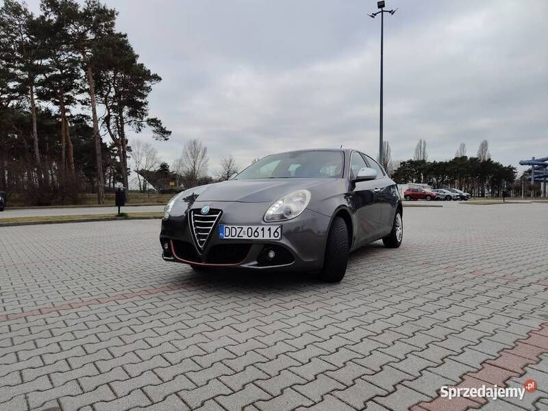 Grafitowy Używany 2011 Alfa Romeo Giulietta Hatchback | 25 900 zł (Uczciwa cena) - Obraz 1/4