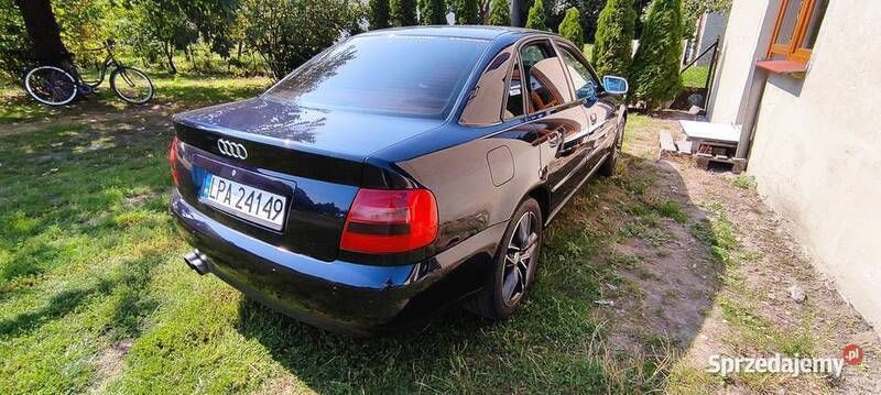 Granatowy Używany 2000 Audi A4 Sedan/Limuzyna | 7700 zł - Obraz 1/4