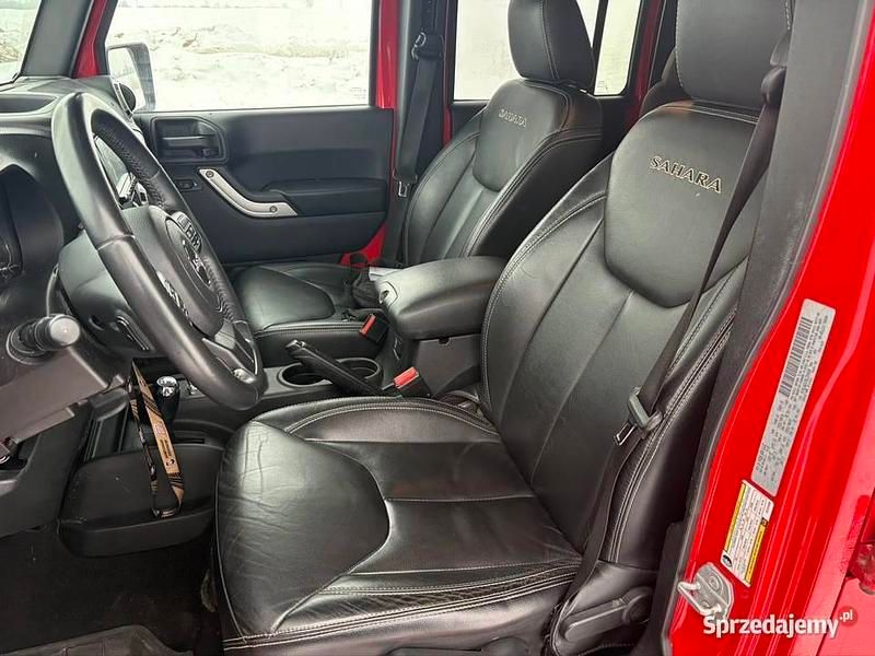 Używany Jeep Wrangler Sahara 2016 Czerwony SUV