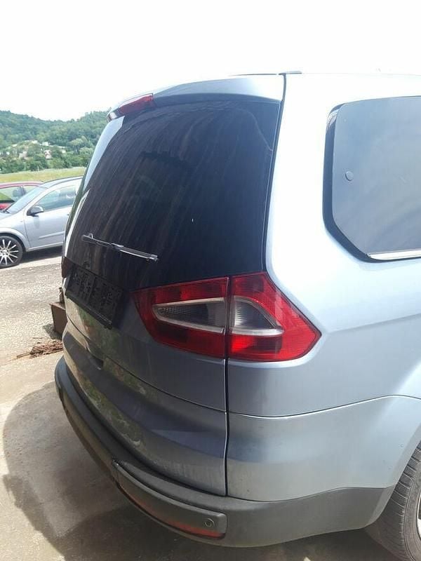 Srebrny Używany 2007 Ford Galaxy Minivan | 8950 zł (Uczciwa cena) - Obraz 1/4