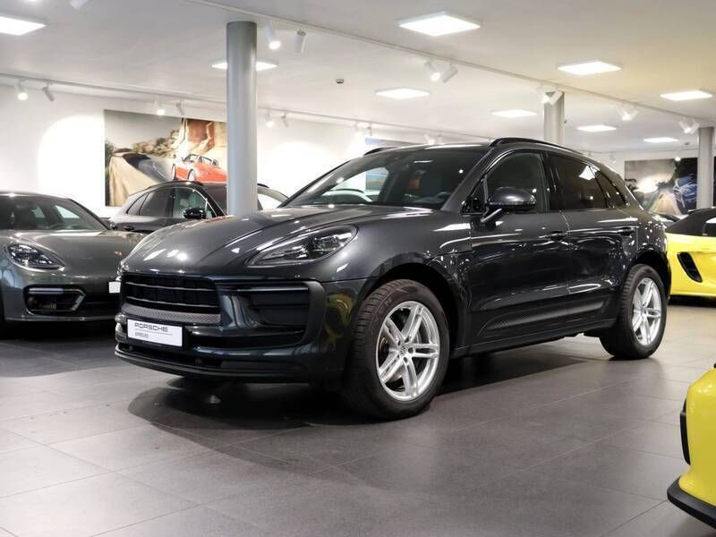 Volcano grey metallic Używany 2023 Porsche Macan SUV | 279 000 zł (Dobra cena) - Obraz 1/4