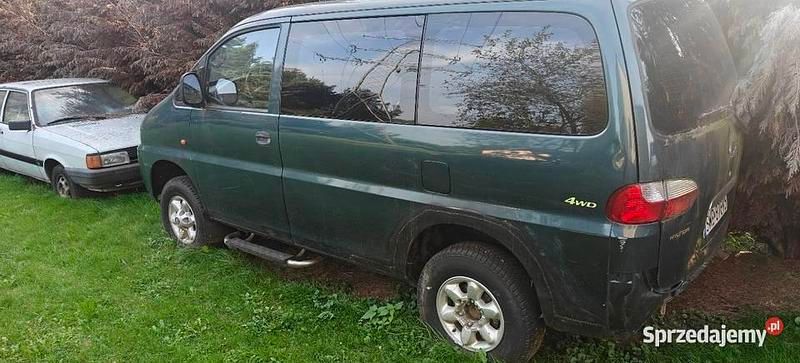 Zielony Używany 2003 Hyundai H-1 Van | 30 000 zł - Obraz 1/1