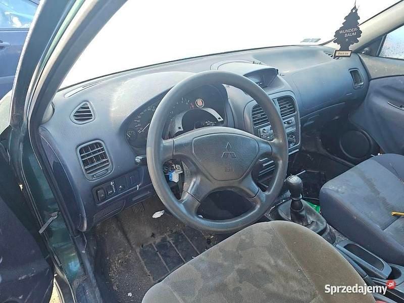 Używany Mitsubishi Carisma 2000