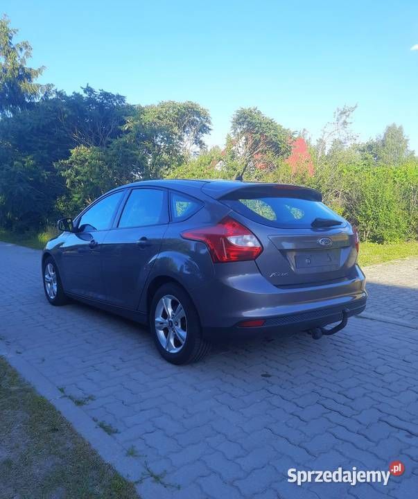 Używany Ford Focus 2011 Beżowy Hatchback