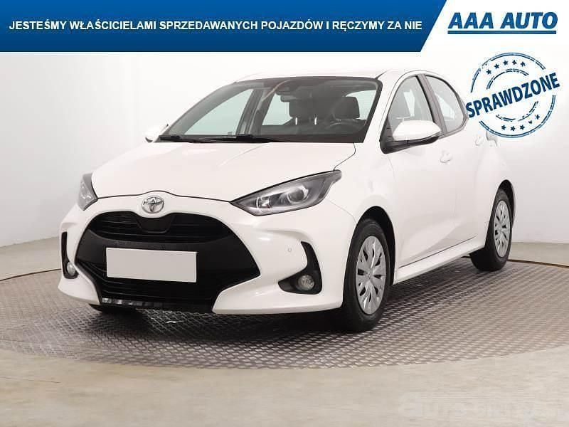 Używany Toyota Yaris 2022 Biały Hatchback
