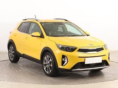 Żółty Używany 2020 Kia Stonic SUV | 67 999 zł (Uczciwa cena) - Obraz 1/4