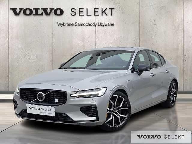 Srebrny Używany 2024 Volvo S60 Sedan/Limuzyna | 224 900 zł - Obraz 1/4