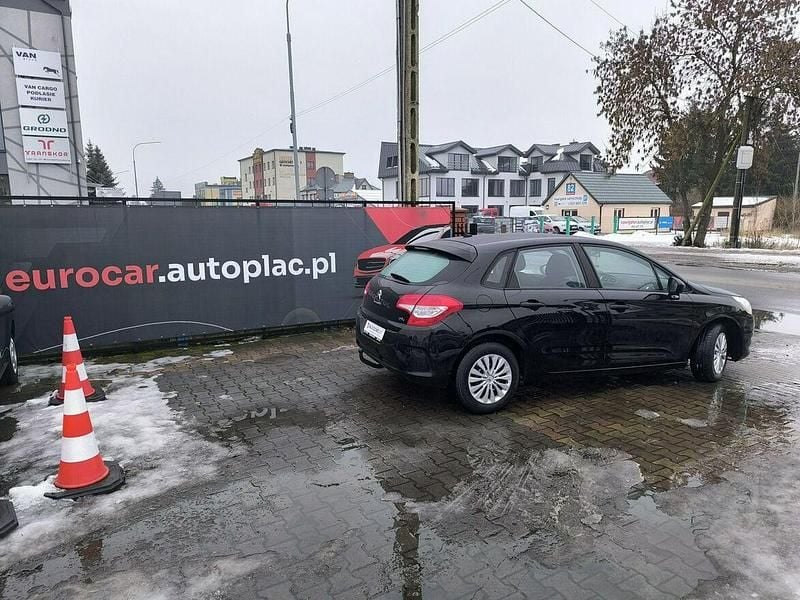 Używany Citroën C4 95 KM (69 kW) 2013 Czarny Hatchback