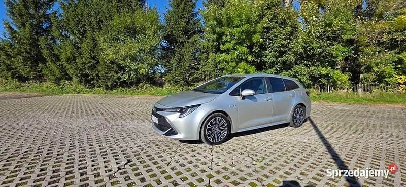 Używany Toyota Corolla Comfort 184 KM (135 kW) 2019 Kombi