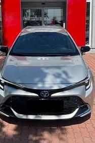 Nowe Toyota Corolla Style 140 KM (102 kW) 2025 Srebrny Kombi
