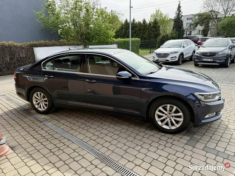 Używany VW Passat 180 KM (132 kW) 2017 Niebieski Sedan/Limuzyna
