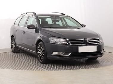 Używany VW Passat 140 KM (102 kW) 2011 Szary Kombi