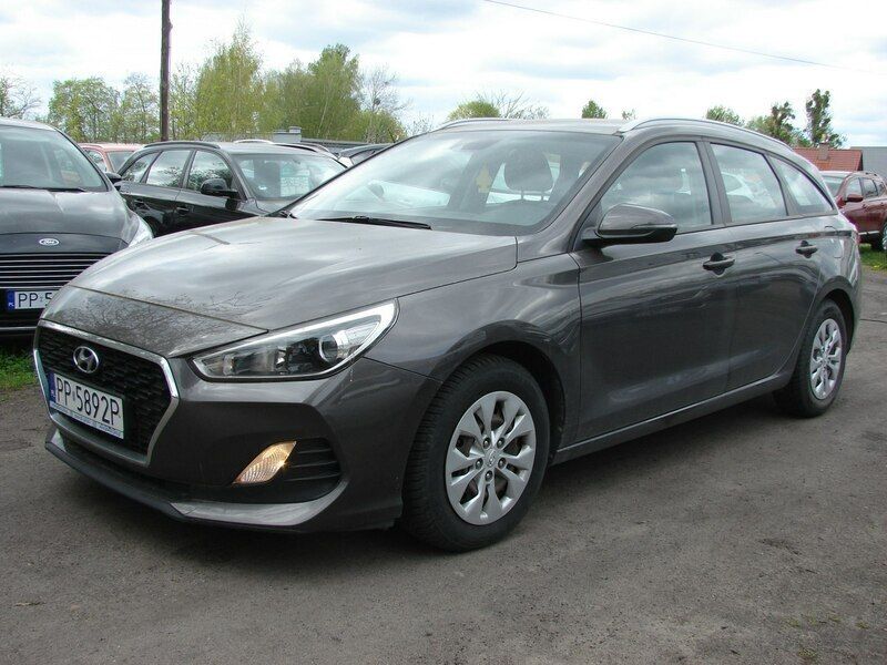 Szary (metalik) Używany 2019 Hyundai i30 Sedan/Limuzyna | 61 900 zł (Uczciwa cena) - Obraz 1/4