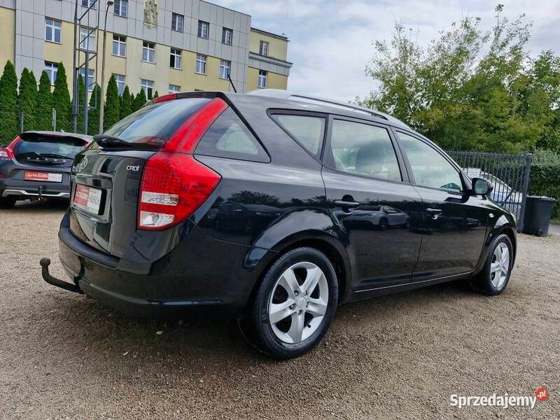 Używany Kia Ceed 2013 Czarny Hatchback