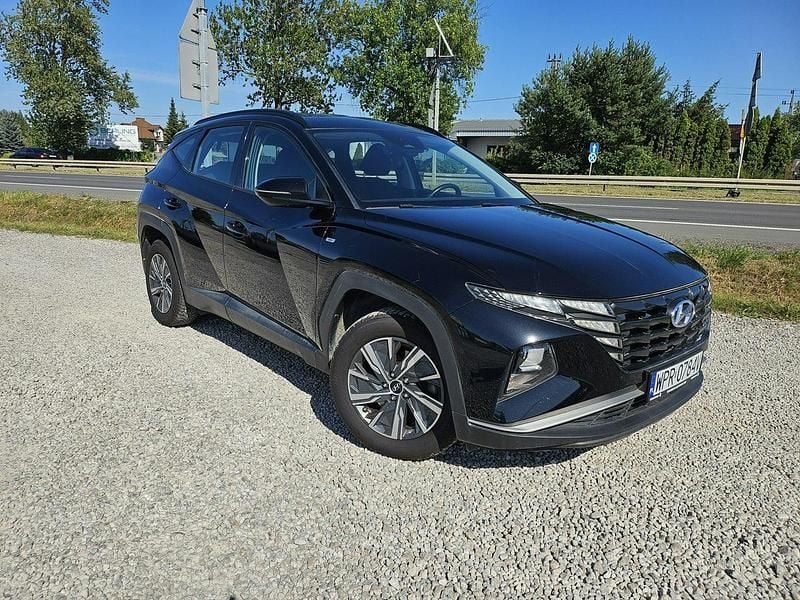Czarny (metalik) Używany 2021 Hyundai Tucson SUV | 82 988 zł (Uczciwa cena) - Obraz 1/4
