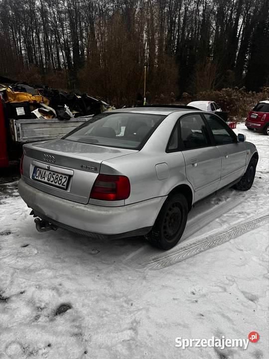Srebrny Używany 1998 Audi A4 Sedan/Limuzyna | 1900 zł (Super Cena) - Obraz 1/3