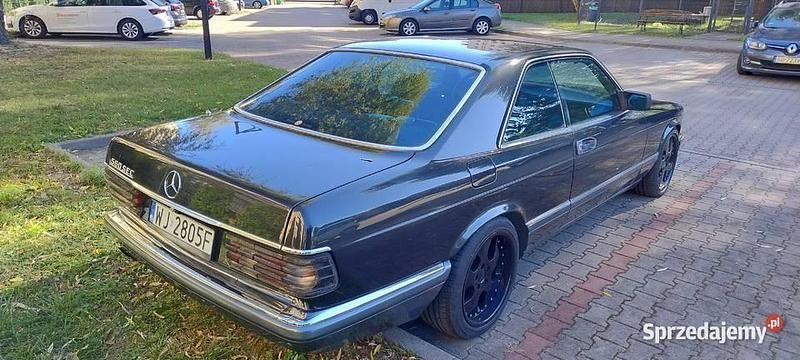 Używany 1990 Mercedes 560 | 60 000 zł - Obraz 1/4