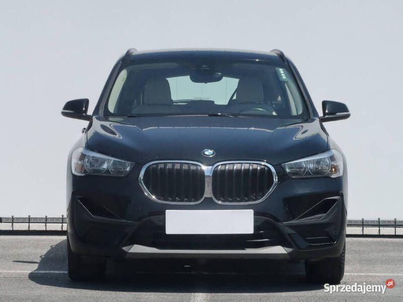 Czarny Używany 2021 BMW X1 SUV | 84 999 zł (Dobra cena) - Obraz 1/4