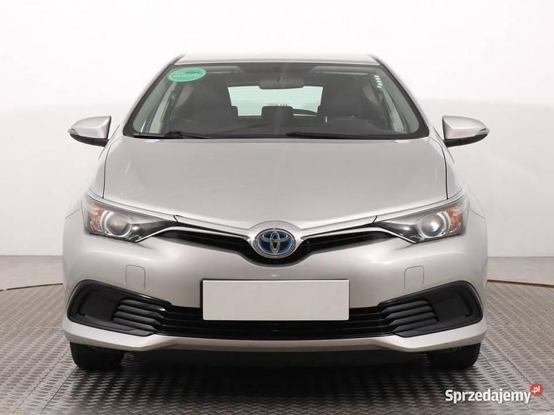 Srebrny Używany 2016 Toyota Auris Hybrid Hatchback | 45 999 zł (Uczciwa cena) - Obraz 1/4