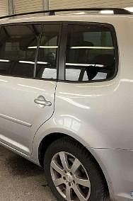 Używany VW Touran 150 KM (110 kW) 2012 Inny kolor Minivan