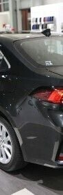 Używany Toyota Corolla Comfort 122 KM (89 kW) 2021 Czarny Sedan/Limuzyna