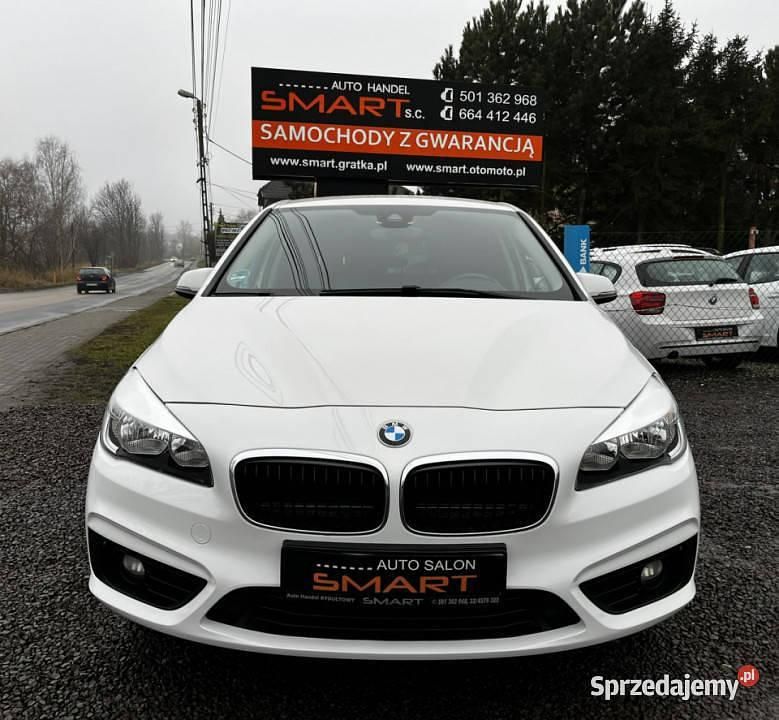 Biały Używany 2017 BMW 216 Sedan/Limuzyna | 59 900 zł - Obraz 1/4