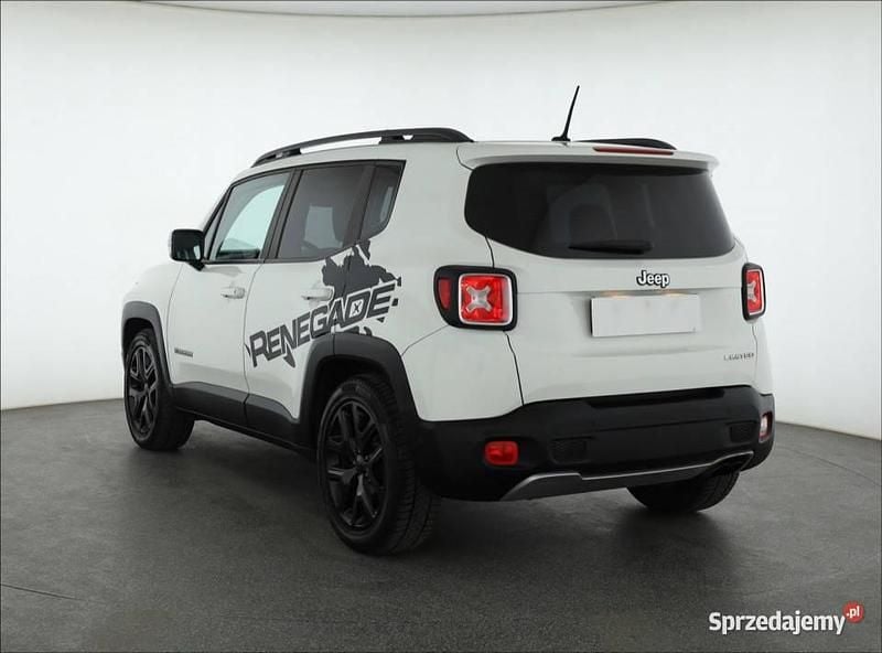 Używany Jeep Renegade 140 KM (102 kW) 2017 Biały SUV