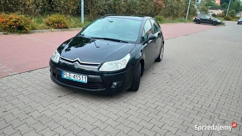 Czarny Używany 2008 Citroën C4 Hatchback | 7500 zł (Uczciwa cena) - Obraz 1/4