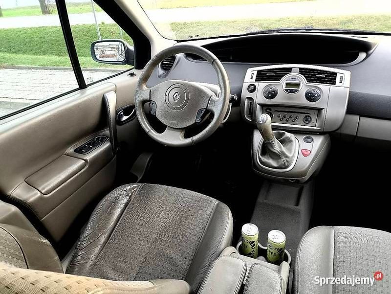 Zielony Używany 2004 Renault Scénic Minivan | 4600 zł (Uczciwa cena) - Obraz 1/4