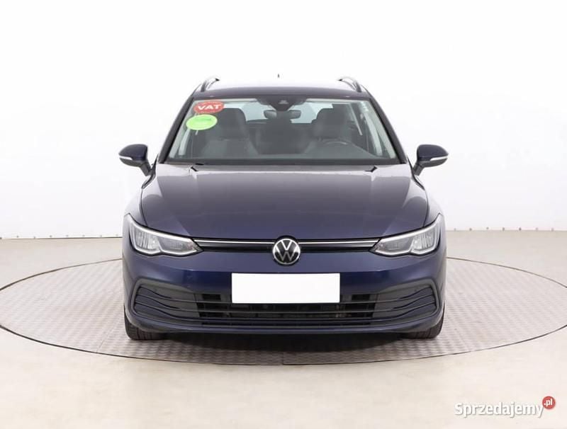 Niebieski Używany 2021 VW Golf VIII Kombi | 62 999 zł (Uczciwa cena) - Obraz 1/4