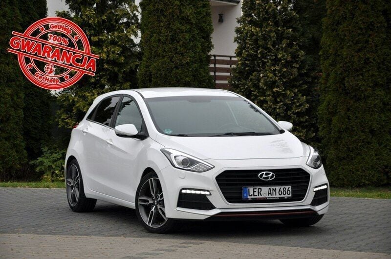 Biały Używany 2015 Hyundai i30 Turbo Hatchback | 41 900 zł (Uczciwa cena) - Obraz 1/4