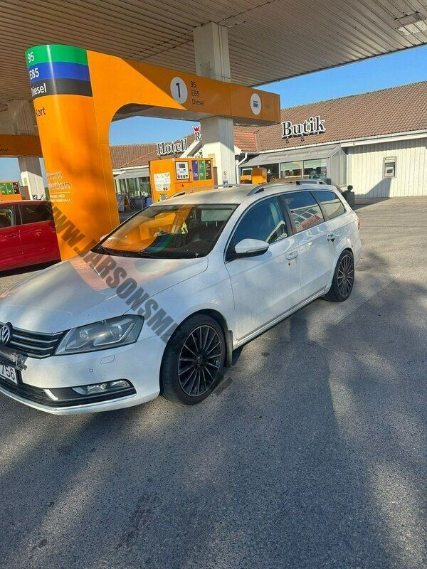 Używany VW Passat 170 KM (125 kW) 2012 Biały Kombi