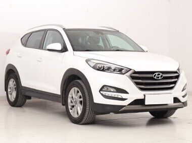 Biały Używany 2016 Hyundai Tucson SUV | 63 999 zł (Uczciwa cena) - Obraz 1/4
