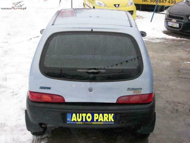 Używany Fiat Seicento 40 KM (29 kW) 2001 Niebieski jasny (metalik) Hatchback
