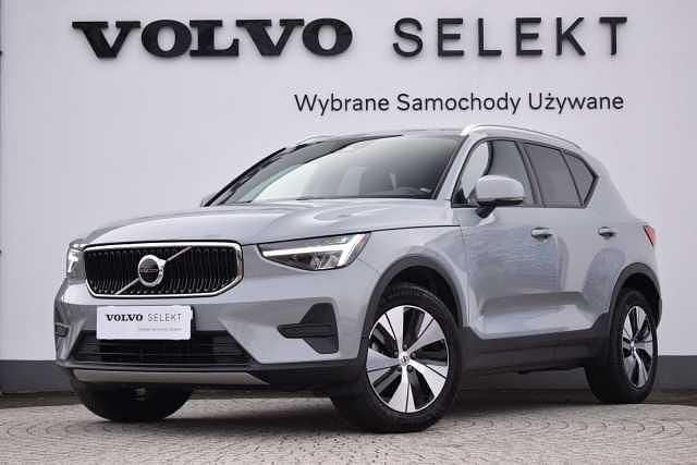 Szary Używany 2024 Volvo XC40 SUV | 159 900 zł (Uczciwa cena) - Obraz 1/1