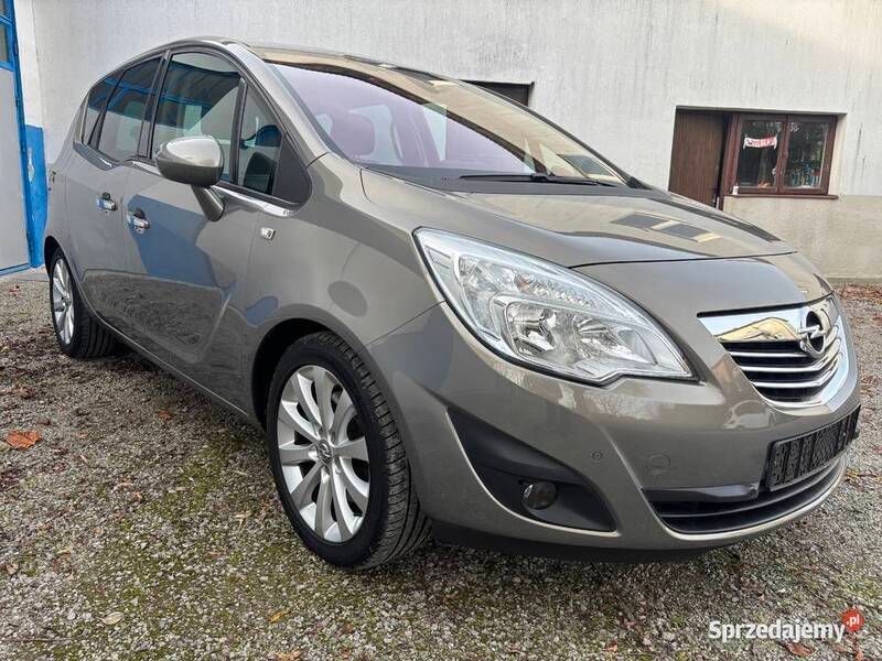 Złoty Używany 2010 Opel Meriva Minivan | 22 900 zł (Dość drogi) - Obraz 1/4