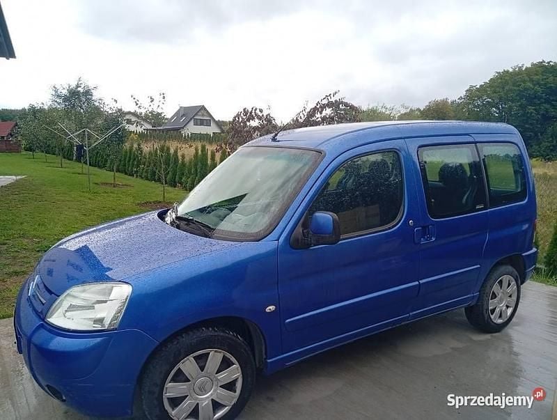 Niebieski Używany 2006 Citroën Berlingo Minivan | 9700 zł - Obraz 1/4