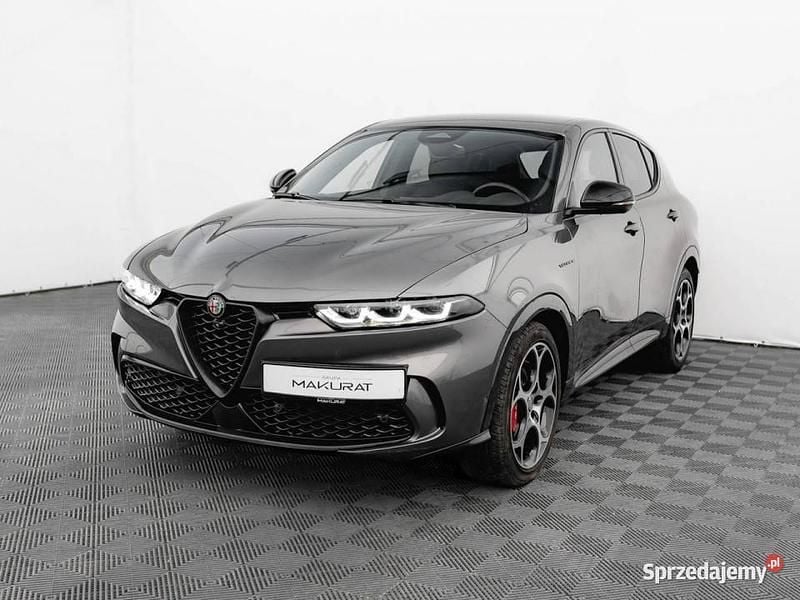 Szary (metalik) Używany 2023 Alfa Romeo Tonale Veloce SUV | 142 850 zł (Uczciwa cena) - Obraz 1/4