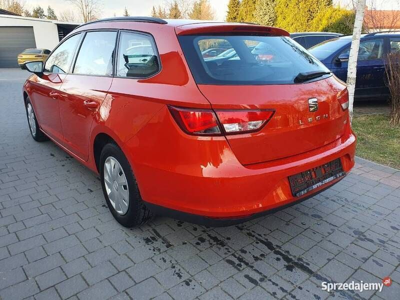 Używany Seat Leon 110 KM (80 kW) 2016 Czerwony Kombi
